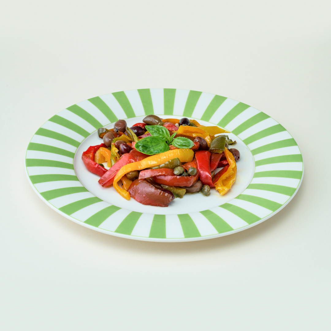 Peperoni, capperi e olive
